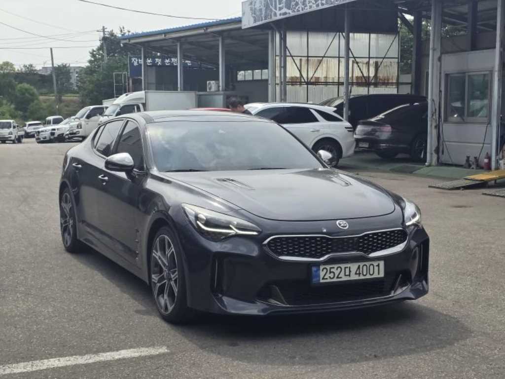 KIA Stinger