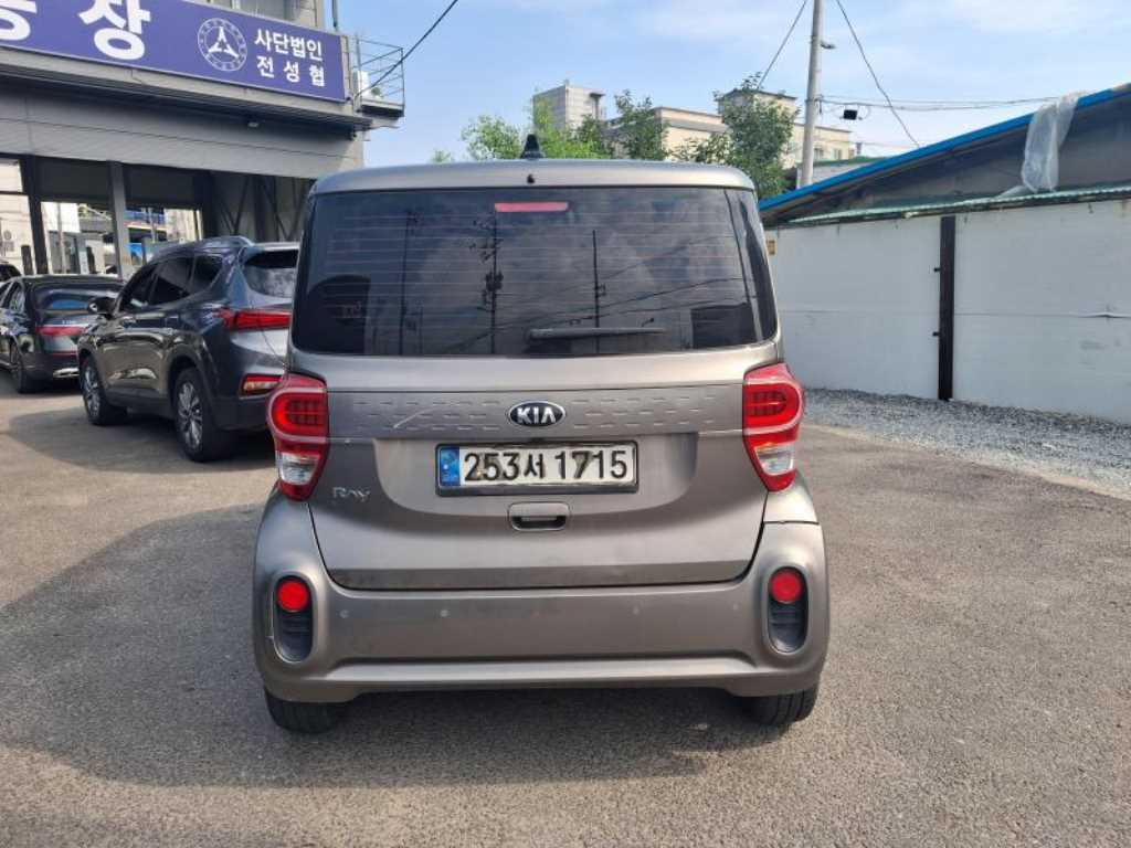 KIA Ray - Vista 3