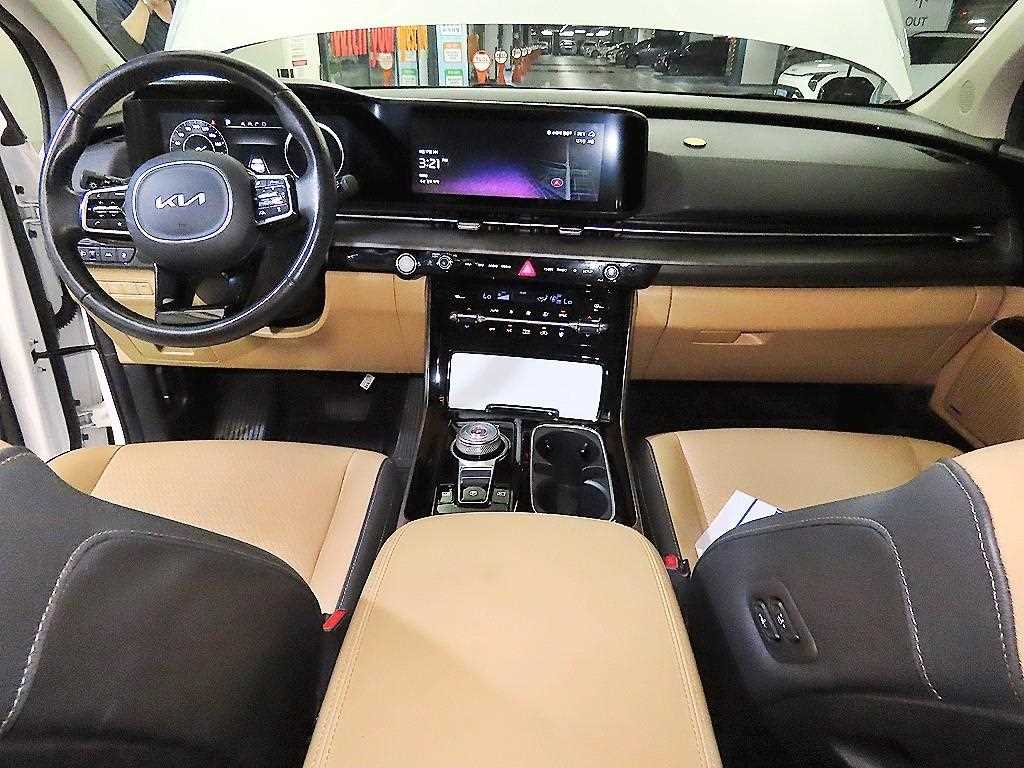 KIA Carnival - Vista 7