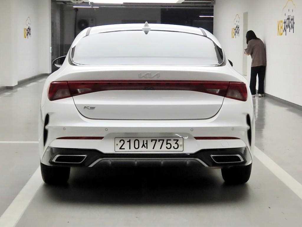 KIA K5 - Vista 3