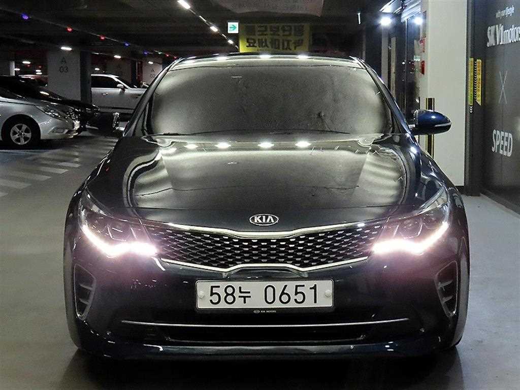 KIA K5 - Vista 2