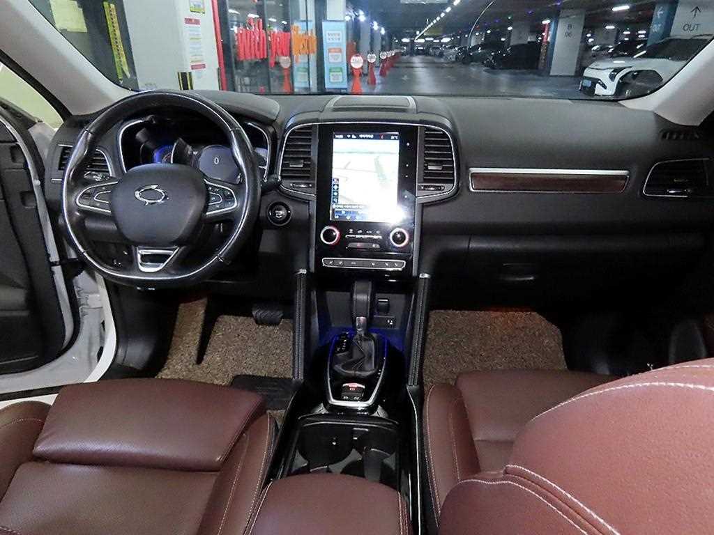 SAMSUNG QM6 - Vista 12