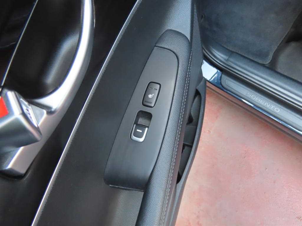 KIA Sorento - Vista 8