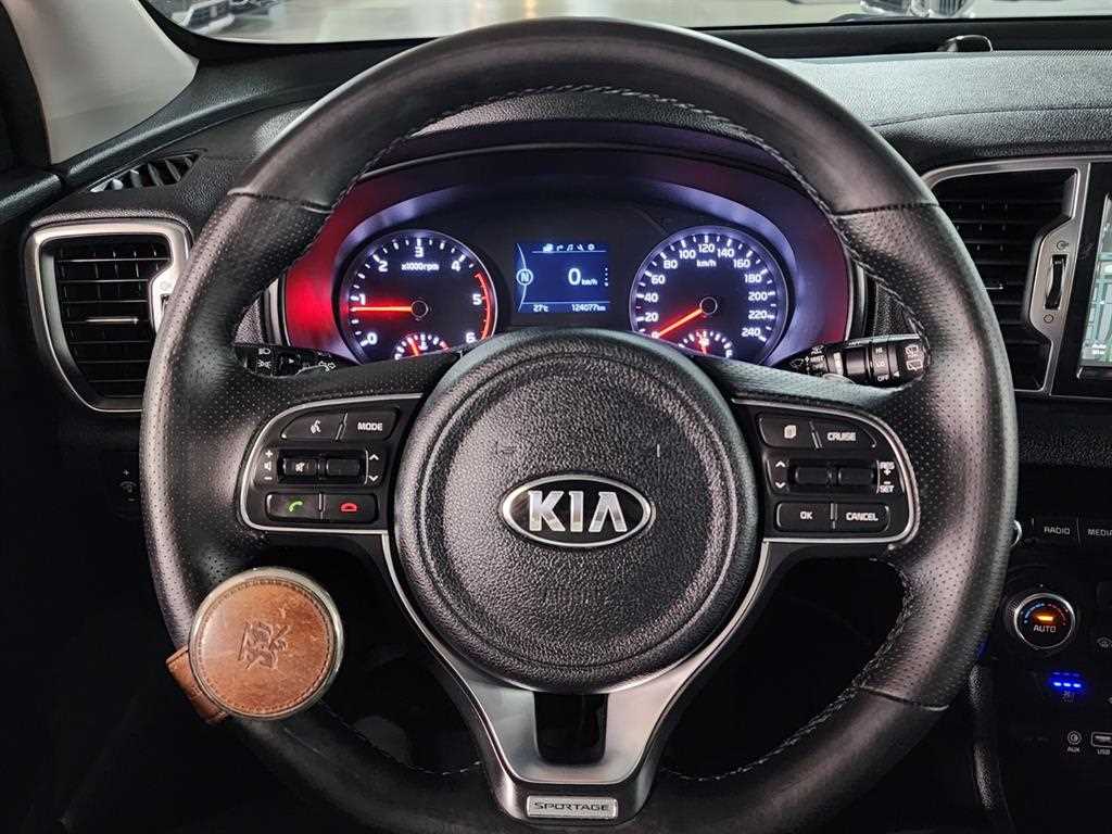 KIA Sportage 2017 Plateado - Importación desde Corea - HF Imports Iquique - Foto 18
