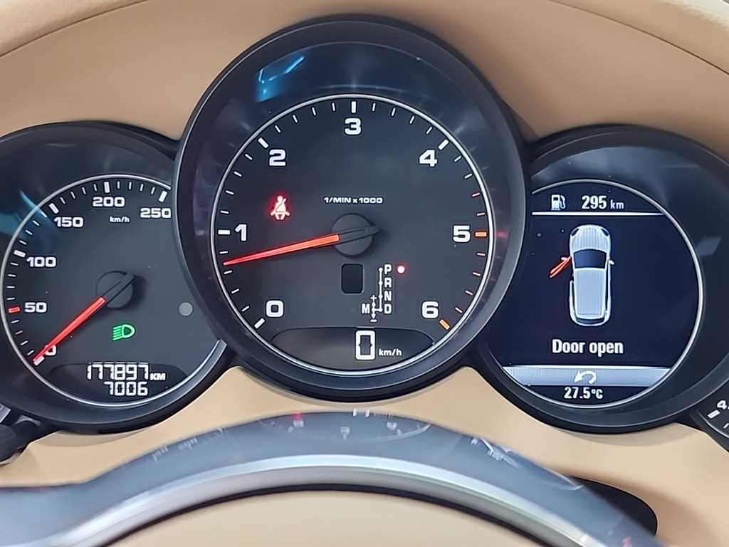 Porsche Cayenne - Vista 8