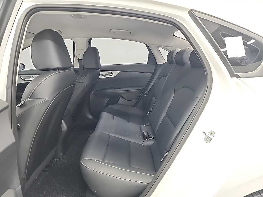 KIA K3 2022 Blanco - Importación desde Corea - HF Imports Iquique - Foto 14