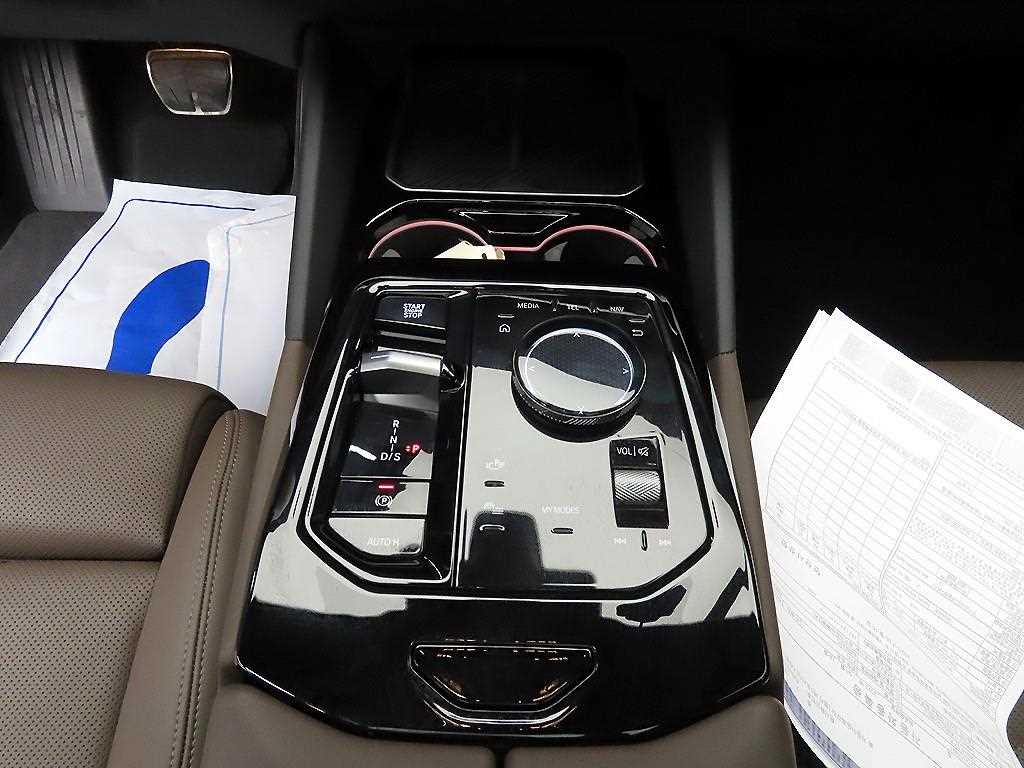 BMW 5 Series - Vista 12