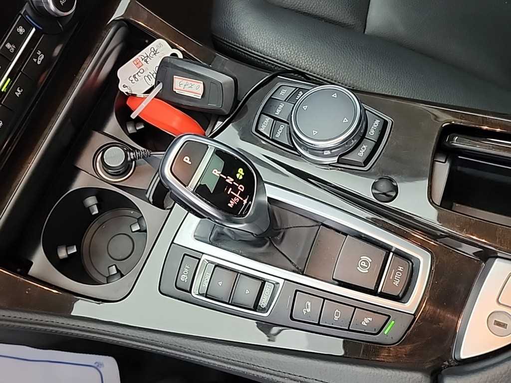 BMW 5 Series - Vista 10