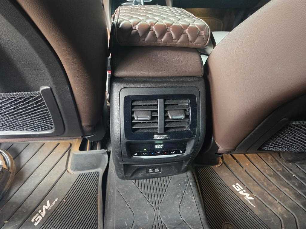 BMW X4 - Vista 10