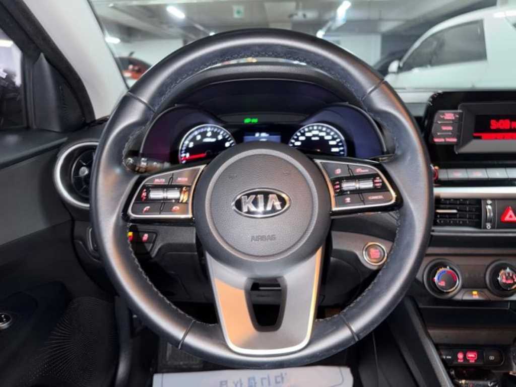 KIA K3 - Vista 10