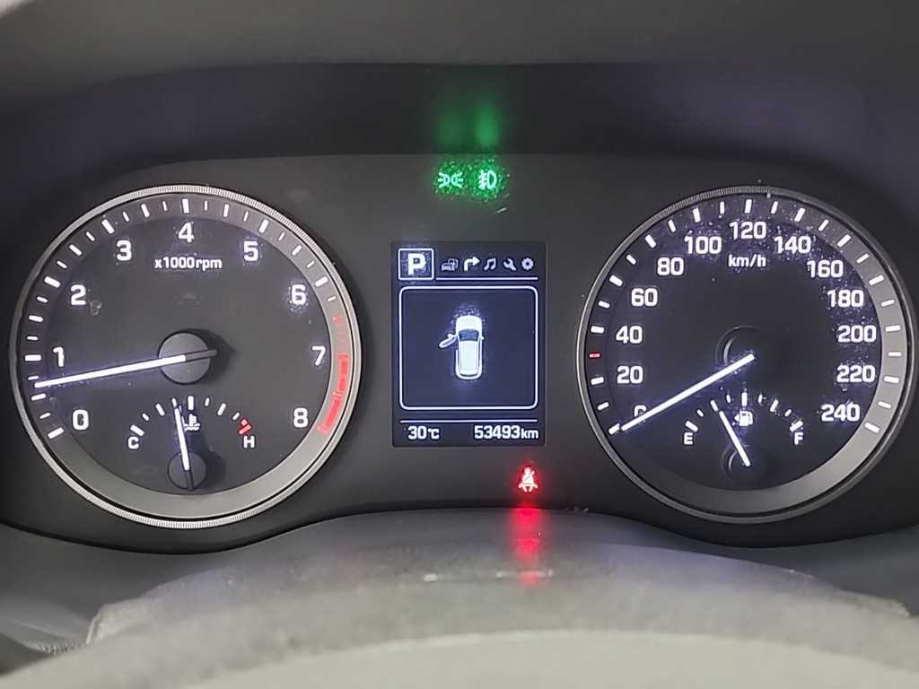 HYUNDAI Tucson - Vista 8
