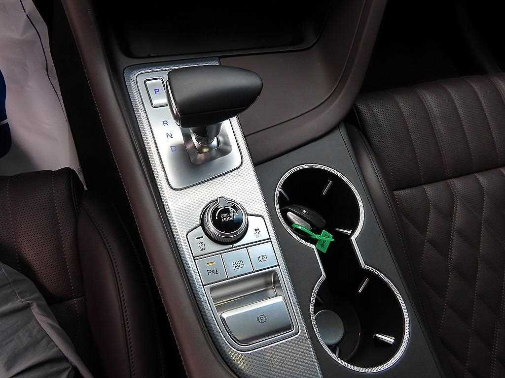 Genesis G70 2023 Blanco - Importación desde Corea - HF Imports Iquique - Foto 13