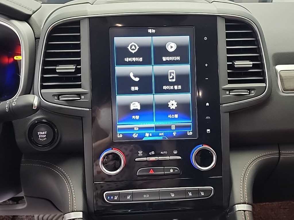 SAMSUNG QM6 - Vista 12