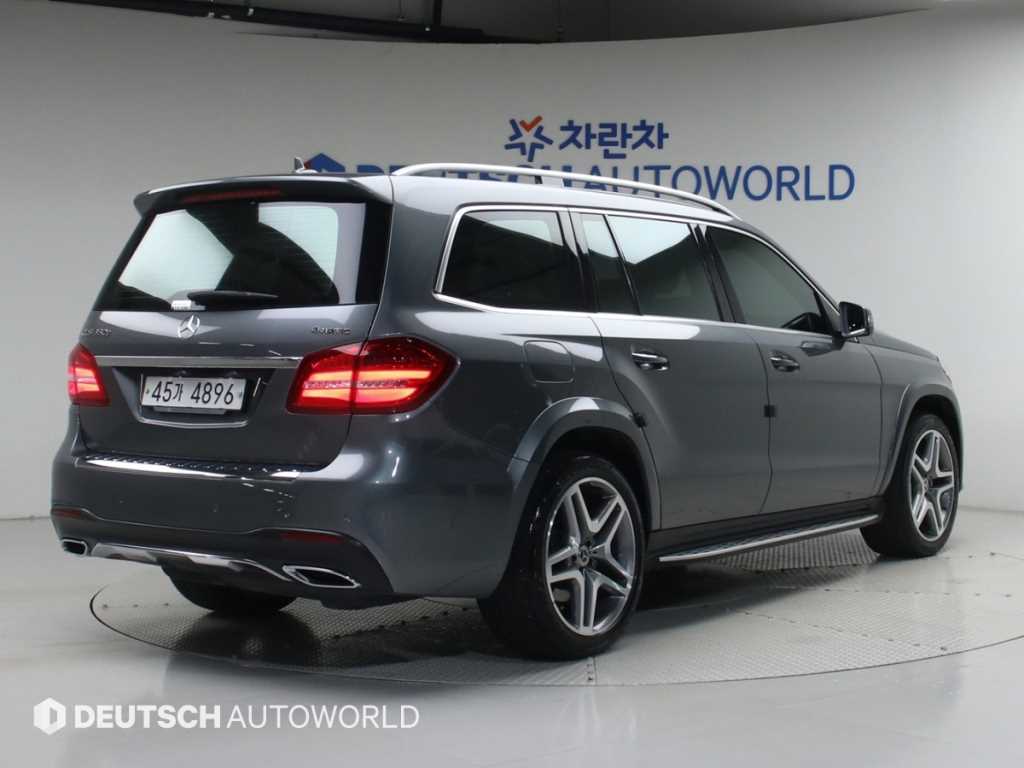 Mercedes Benz GLS Class - Vista 2