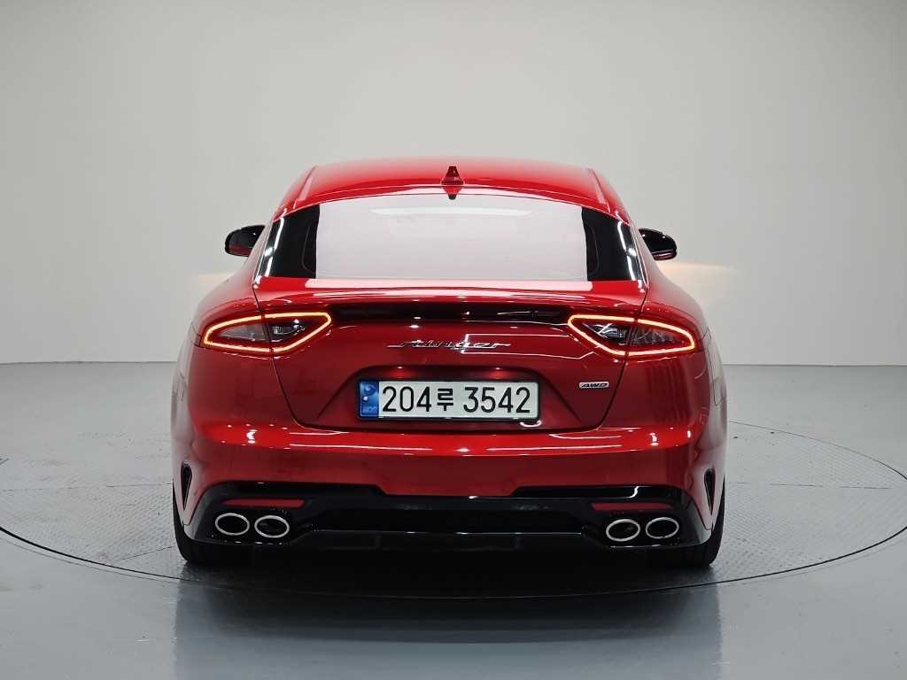 KIA Stinger - Vista 3