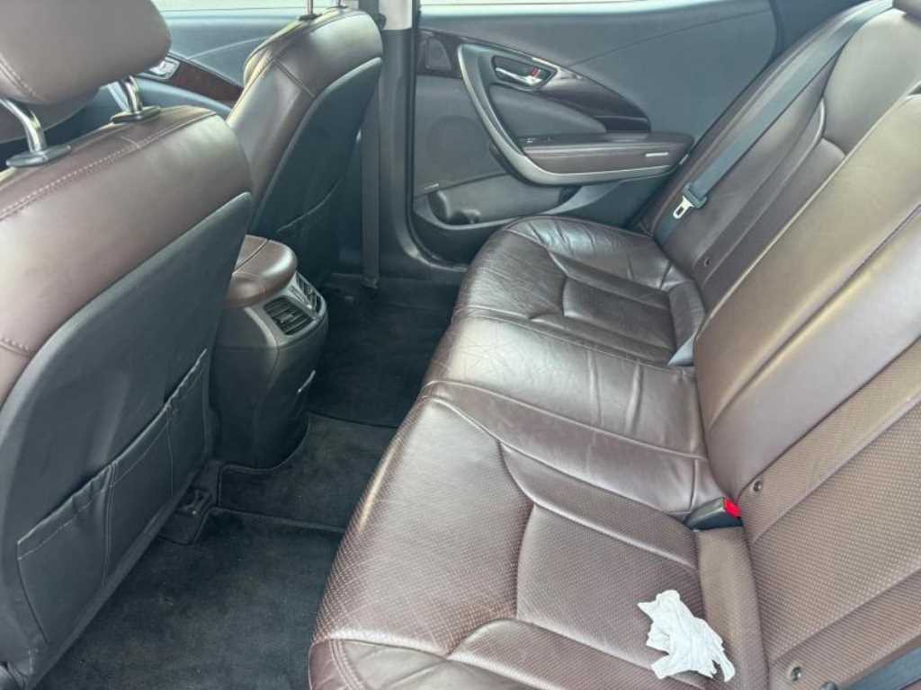 HYUNDAI Grandeur - Vista 11