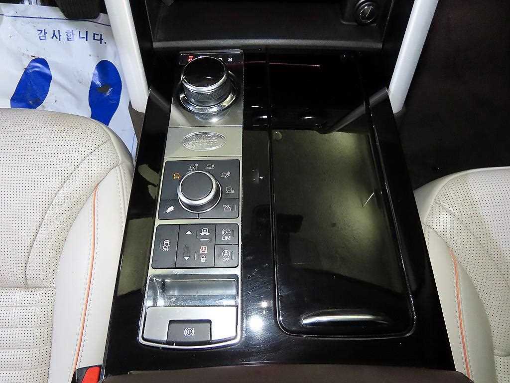 Land Rover Discovery 2018 Blanco - Importación desde Corea - HF Imports Iquique - Foto 14