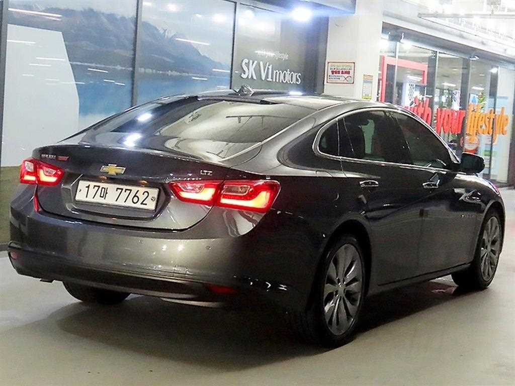 Chevrolet Malibu - Vista 6