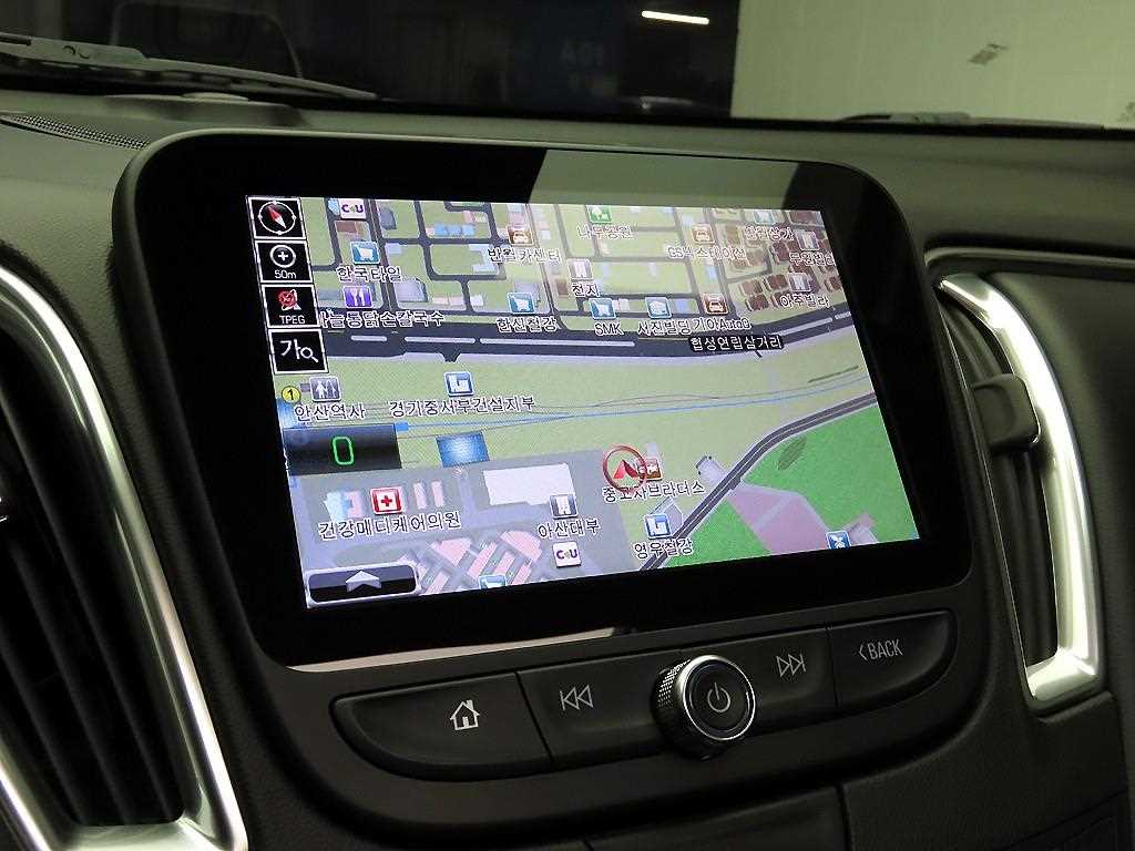 Chevrolet Malibu - Vista 11