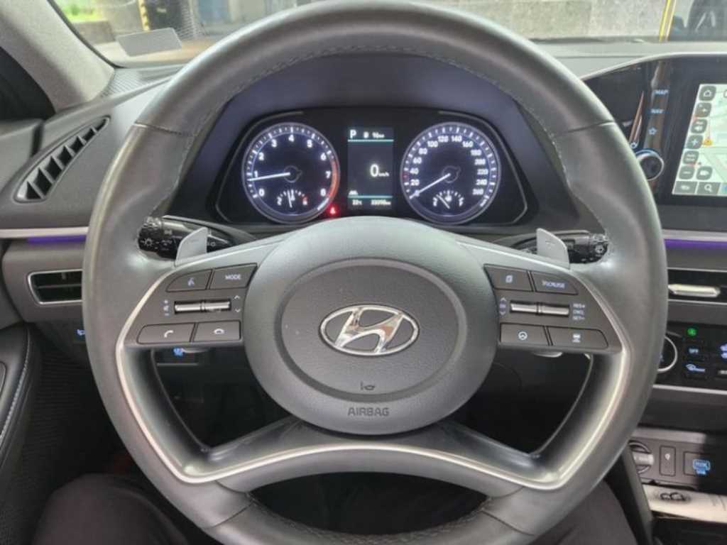 HYUNDAI Sonata - Vista 3