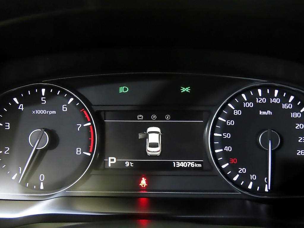 KIA K7 - Vista 11