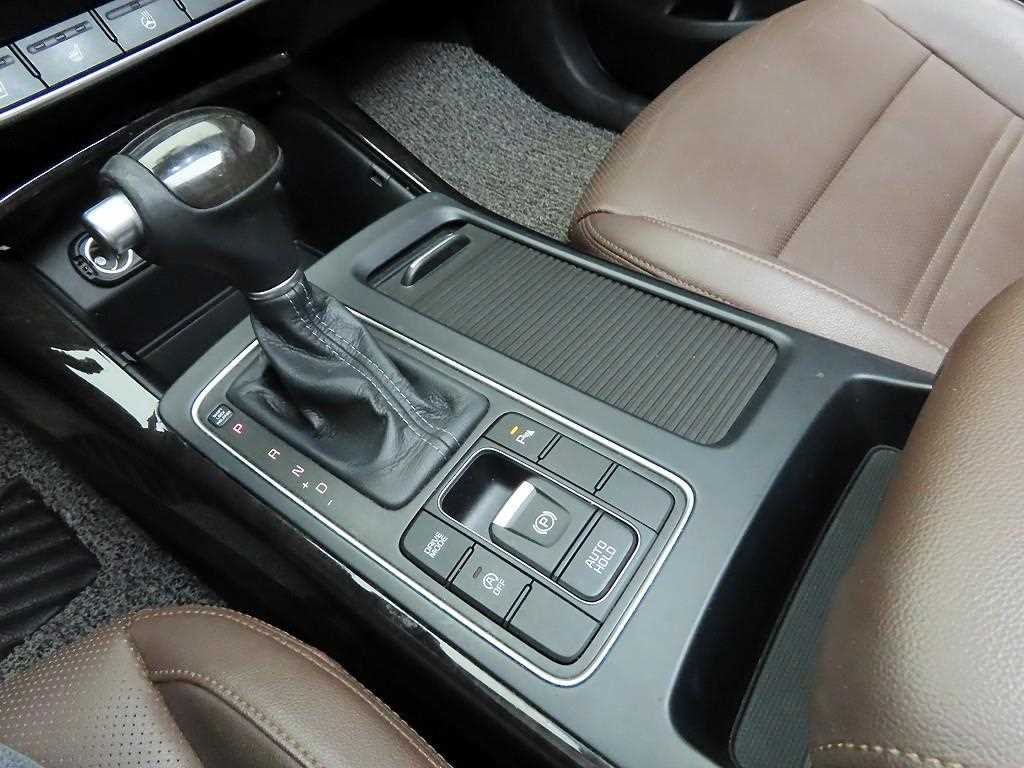 KIA Sorento - Vista 12