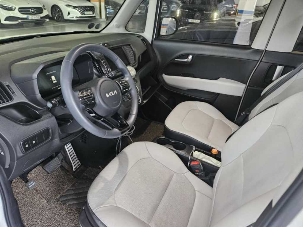 KIA Ray - Vista 8