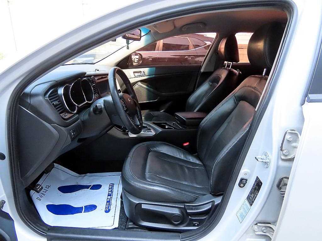 KIA K5 - Vista 7
