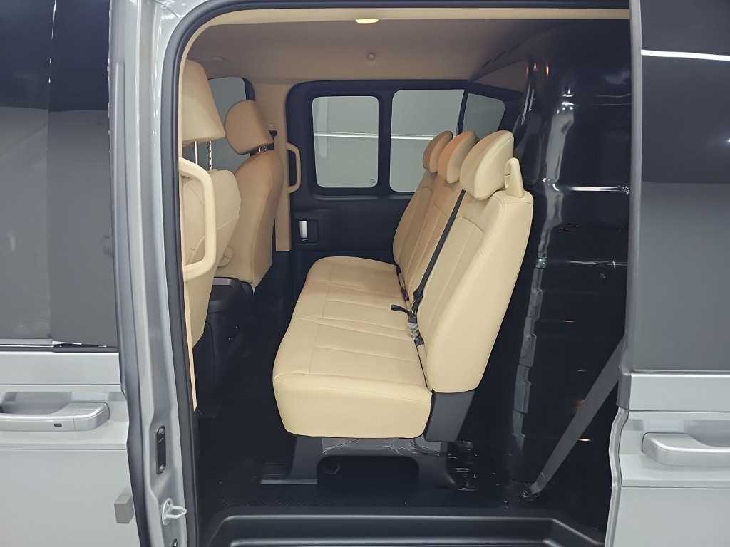 HYUNDAI Staria 2024 Gris - Importación desde Corea - HF Imports Iquique - Foto 14