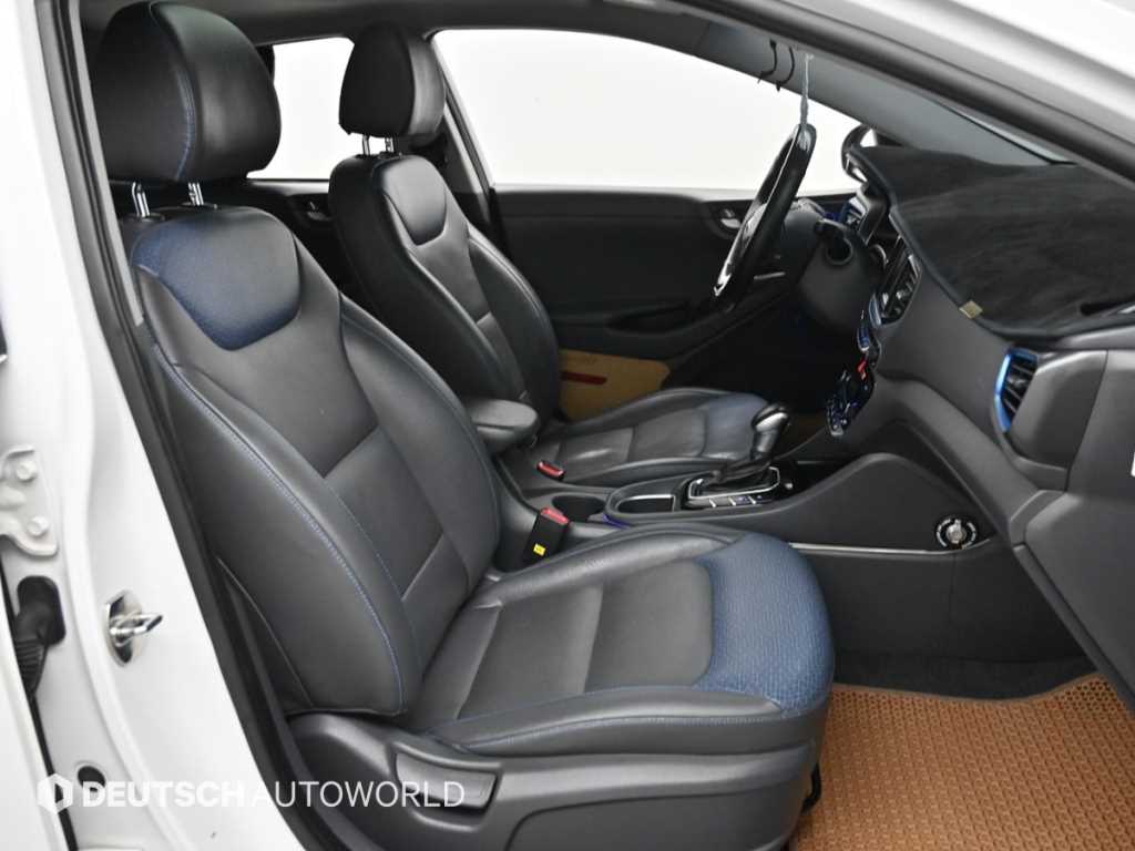 HYUNDAI Ioniq - Vista 12
