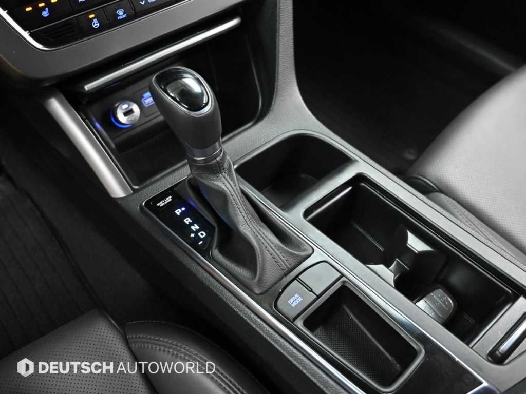 HYUNDAI Sonata - Vista 11