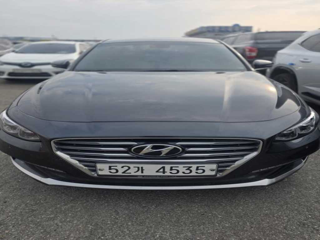 HYUNDAI Grandeur - Vista 3