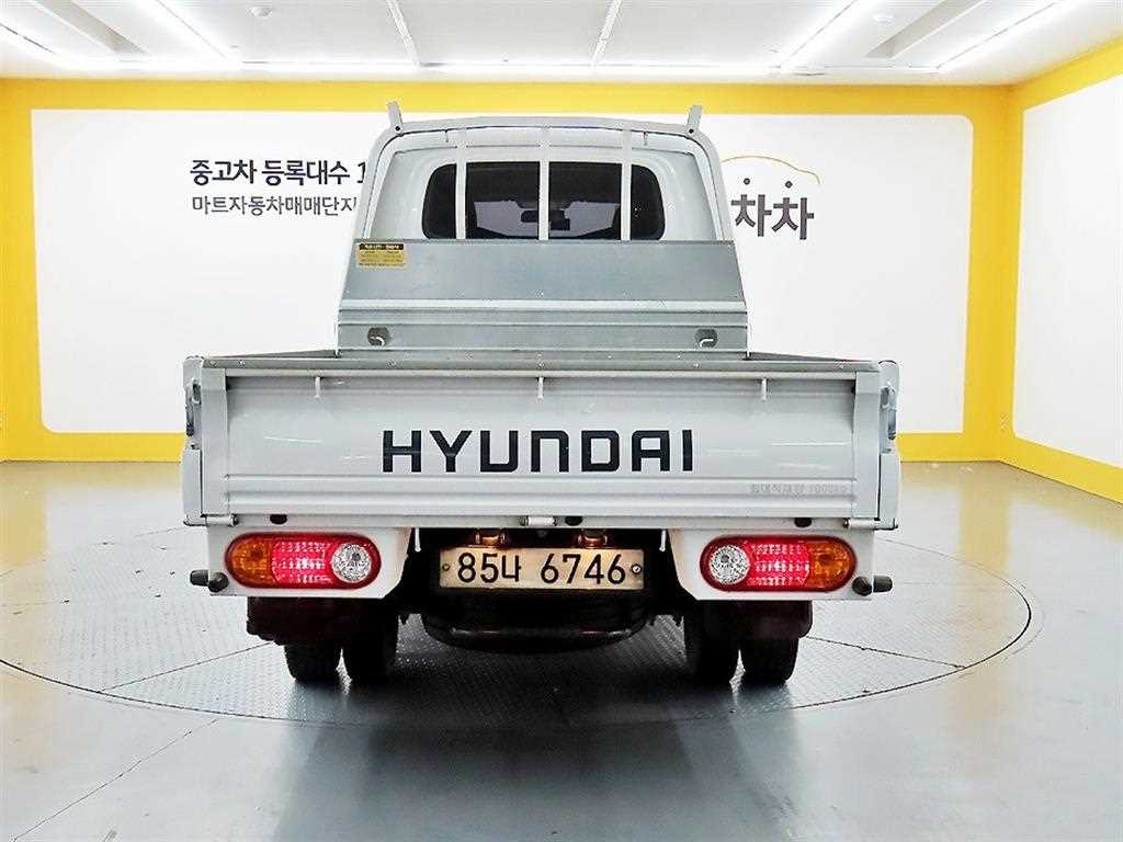Small Truck Cargo (small) - Vista 3