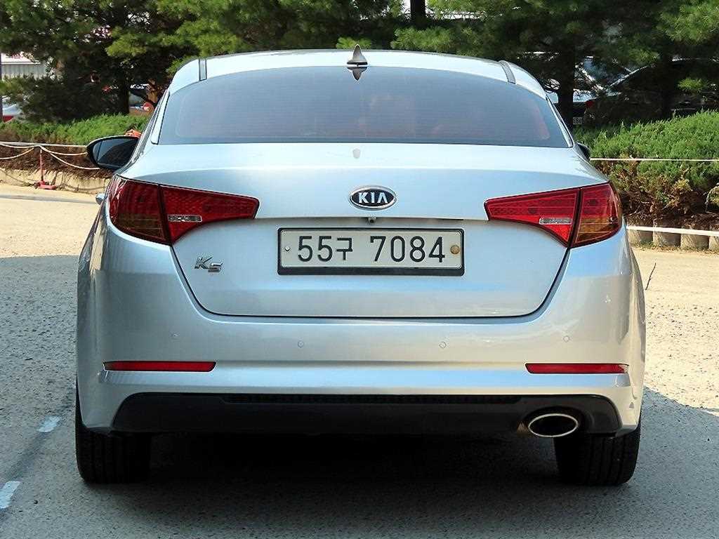 KIA K5 - Vista 6