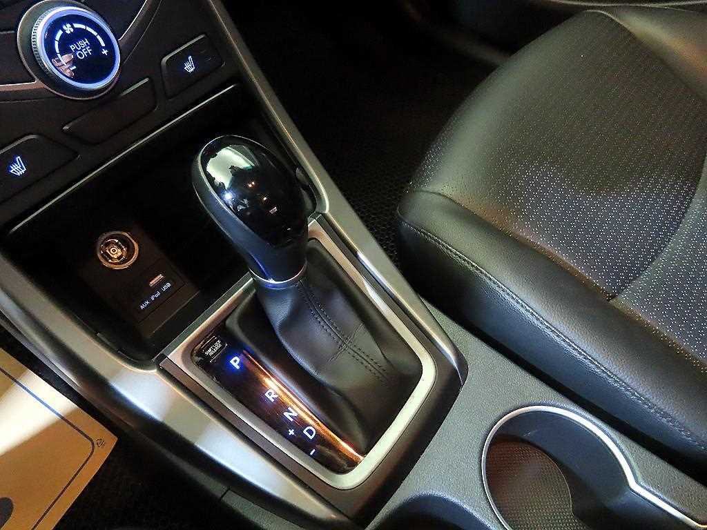 HYUNDAI Avante 2015 Plateado - Importación desde Corea - HF Imports Iquique - Foto 14
