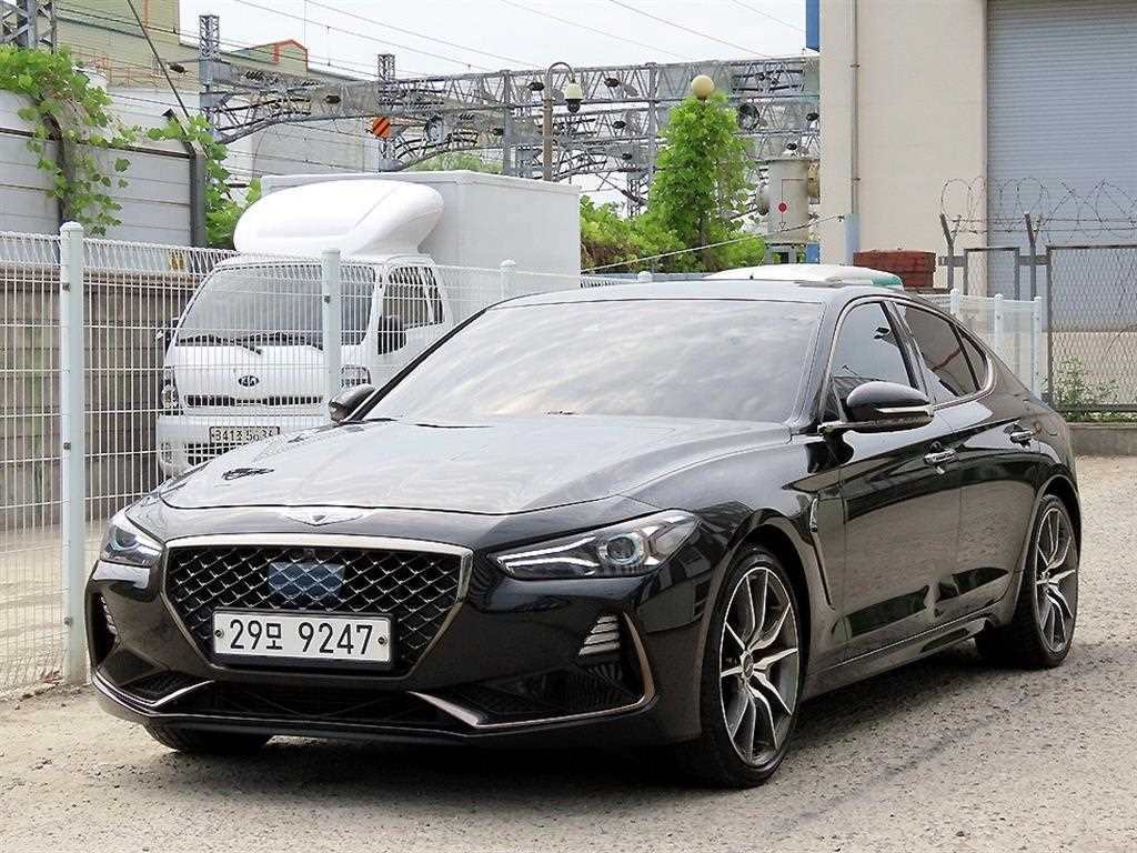 Genesis G70 - Vista 2