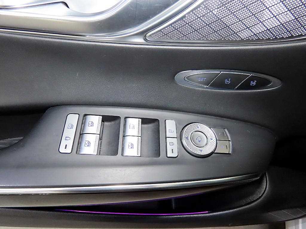 Genesis GV70 2021 Blanco - Importación desde Corea - HF Imports Iquique - Foto 15
