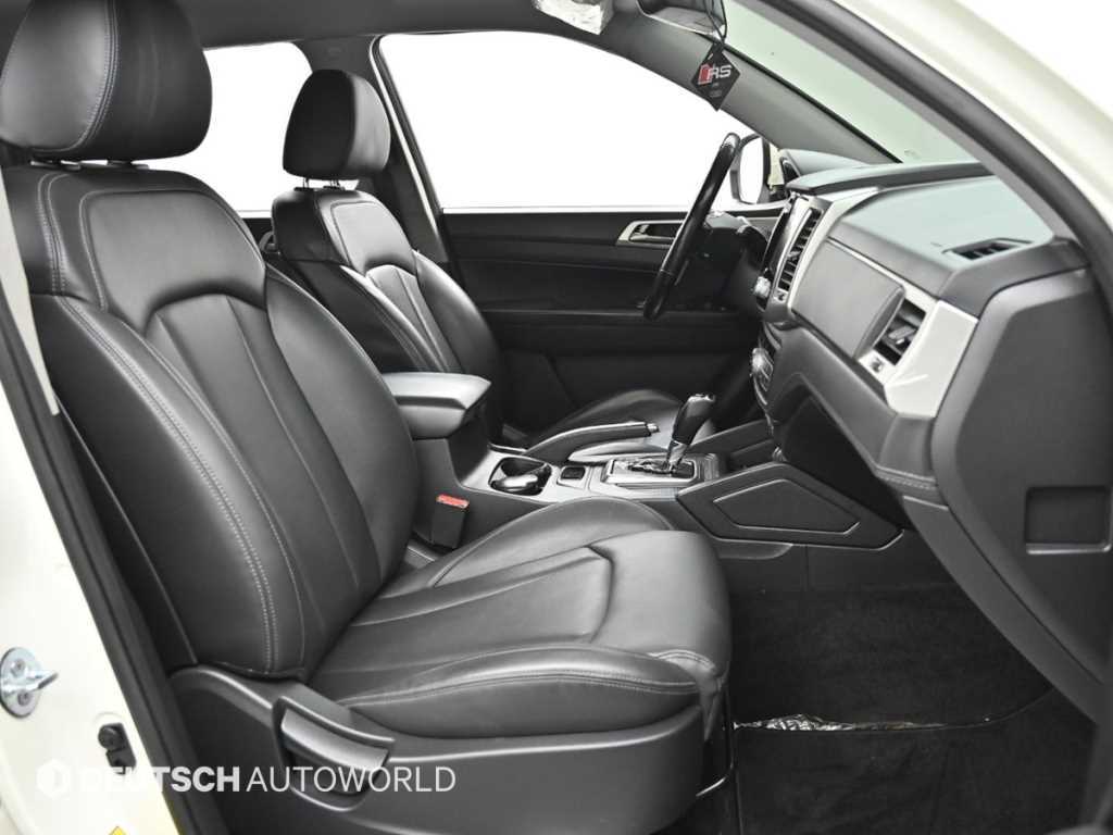 Ssangyong Rexton - Vista 12