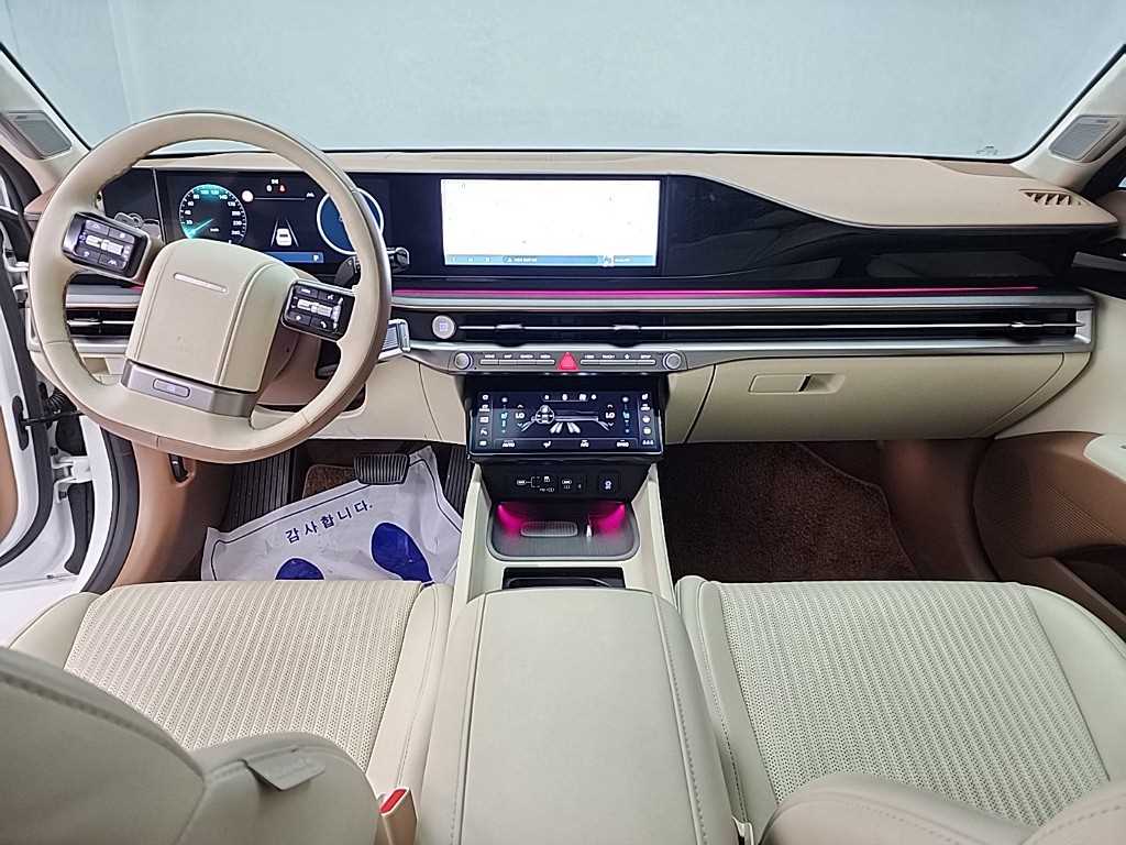 HYUNDAI Grandeur - Vista 9