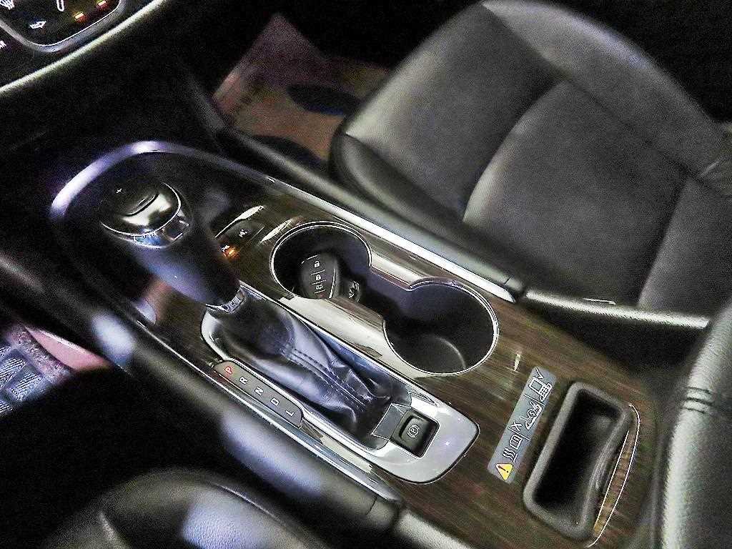 Chevrolet Malibu 2017 Negro - Importación desde Corea - HF Imports Iquique - Foto 14