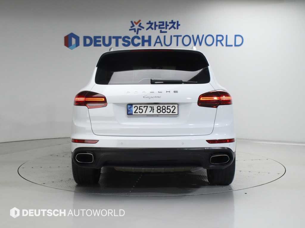 Porsche Cayenne - Vista 6