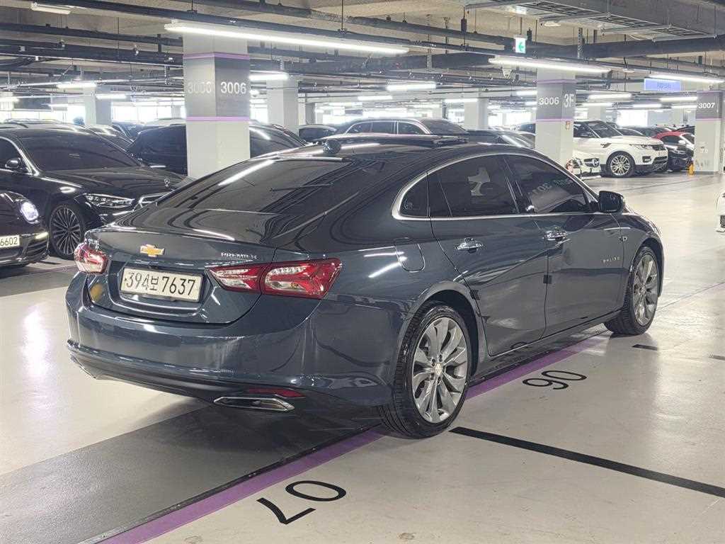 Chevrolet Malibu - Vista 2