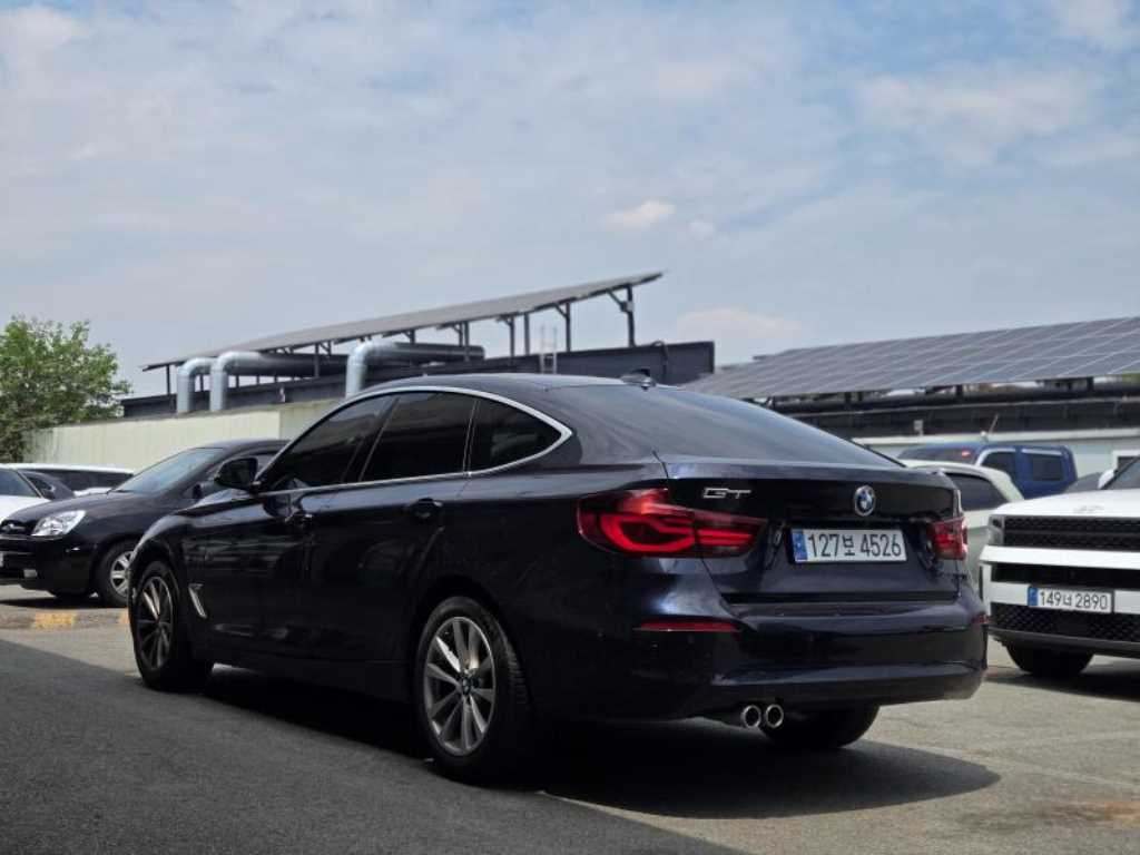 BMW Gran Turismo - Vista 3