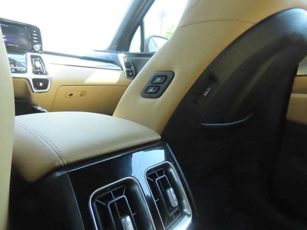 KIA Sorento - Vista 10