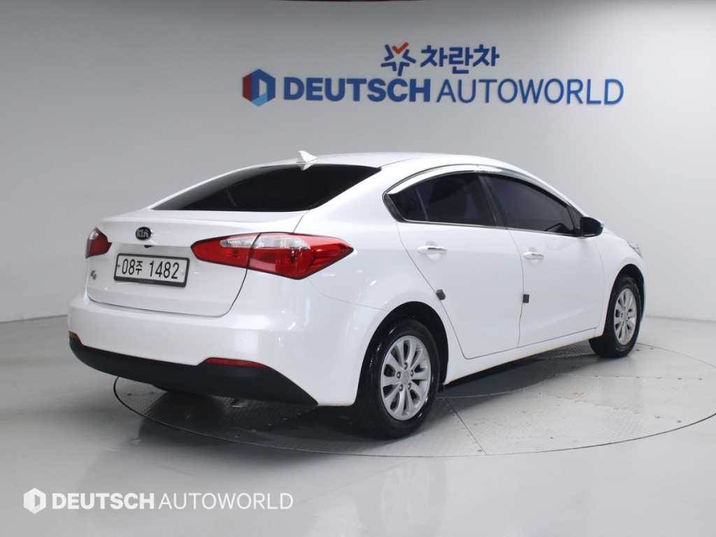 KIA K3 - Vista 2
