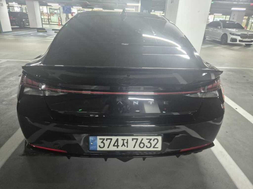 HYUNDAI Avante - Vista 6