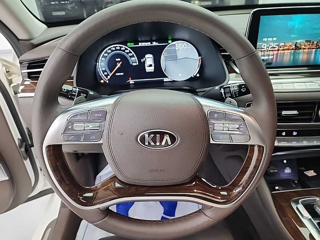 KIA K9 - Vista 11
