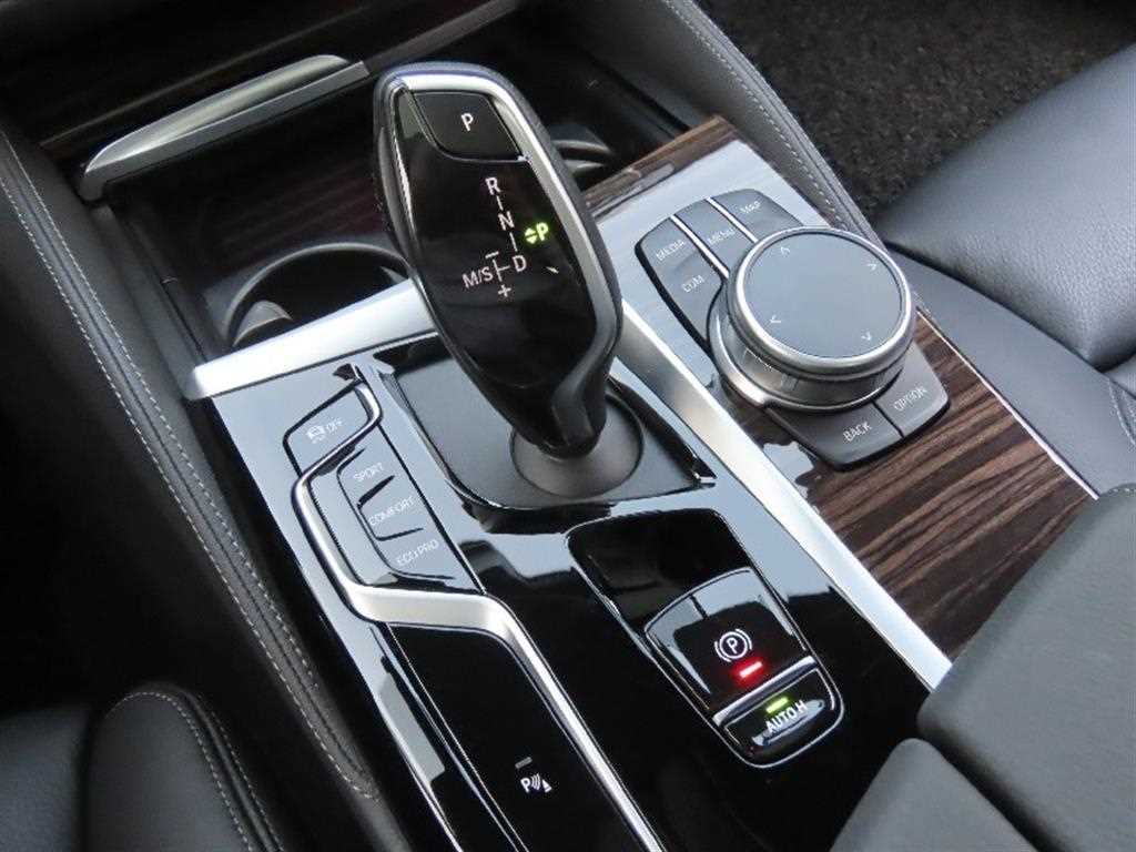 BMW 5 Series - Vista 8