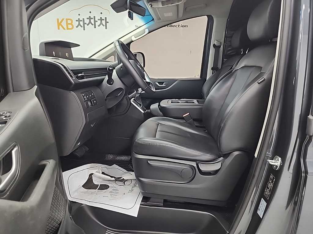 HYUNDAI Staria 2023 Gris - Importación desde Corea - HF Imports Iquique - Foto 13