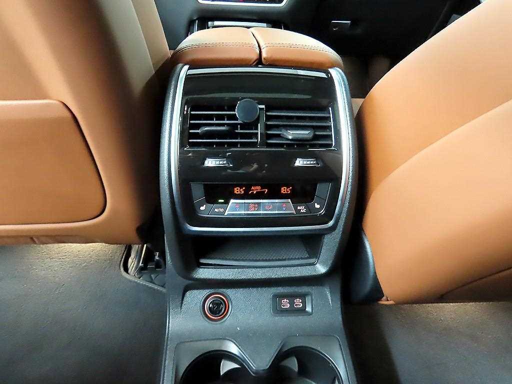 BMW X7 2024 Negro - Importación desde Corea - HF Imports Iquique - Foto 14